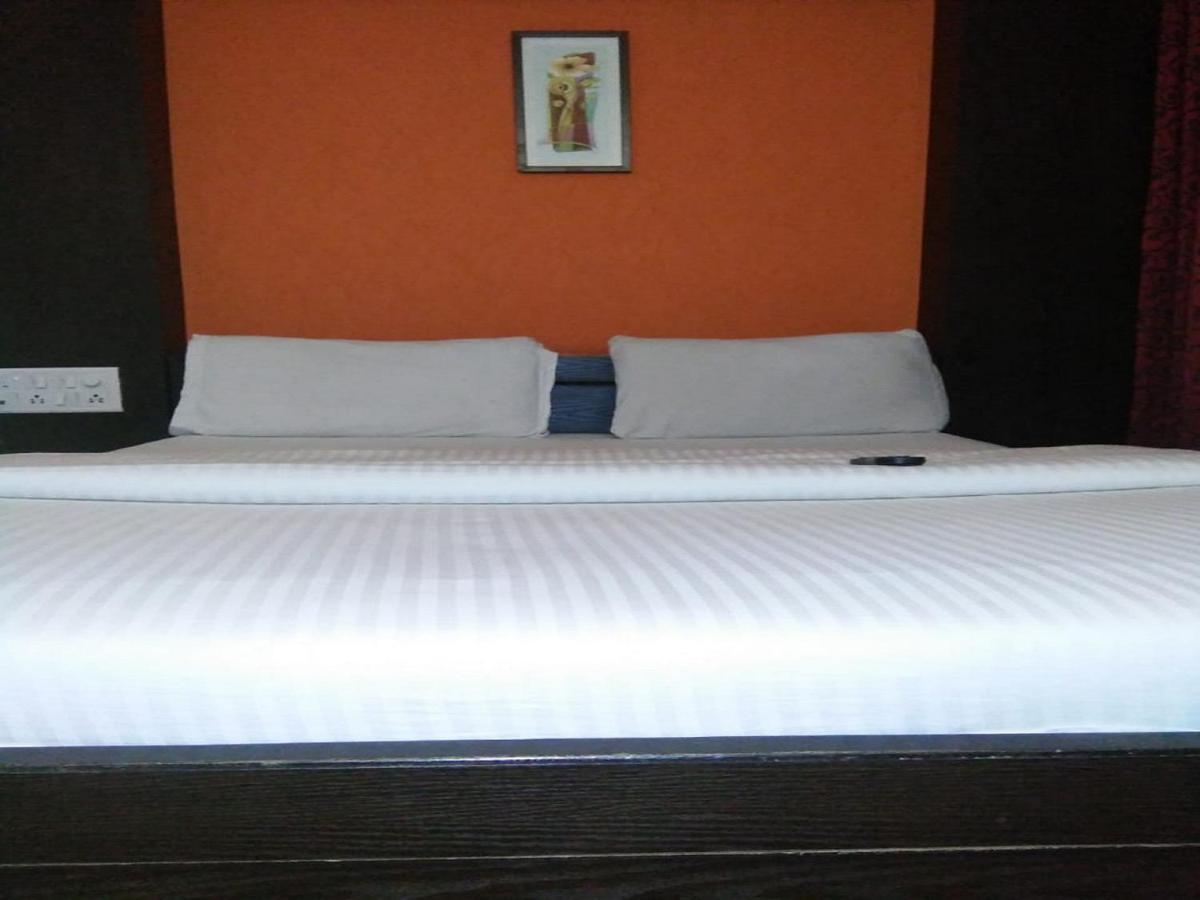 Ocean Inn Hotels Bangalore Exterior photo